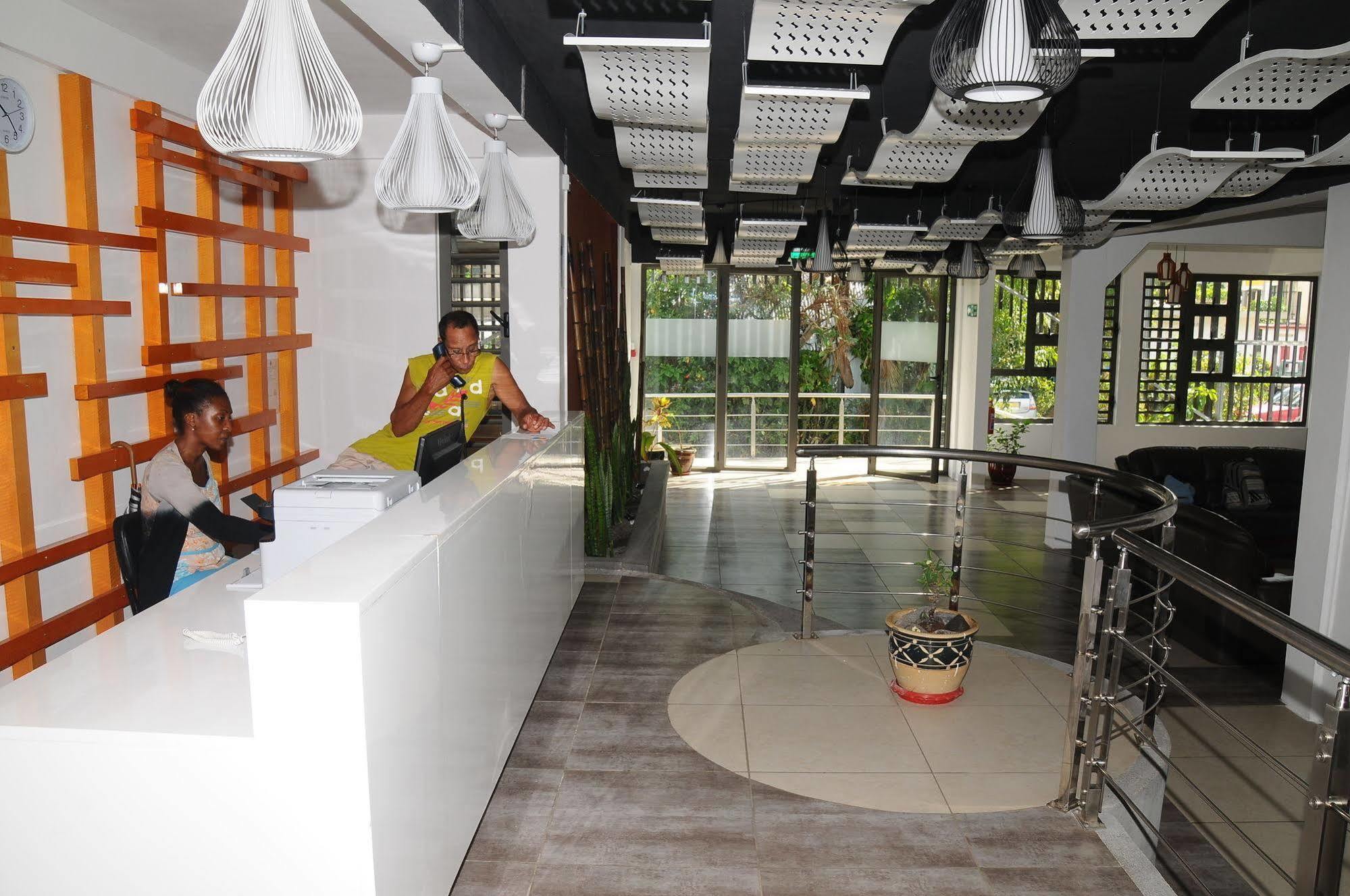Le Flamboyant Hotel Port Mathurin Kültér fotó